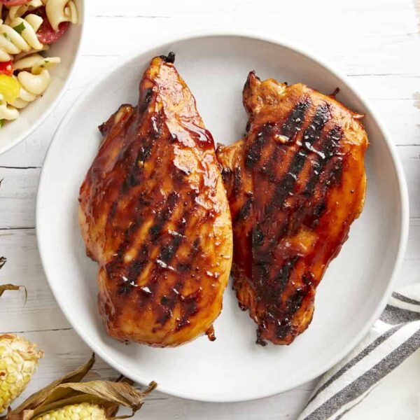 Grilled-BBQ-Chicken-Overhead